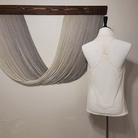 Lululemon Ruched Mesh Racerback Tank Top Sz 8 - Picture 4 of 6